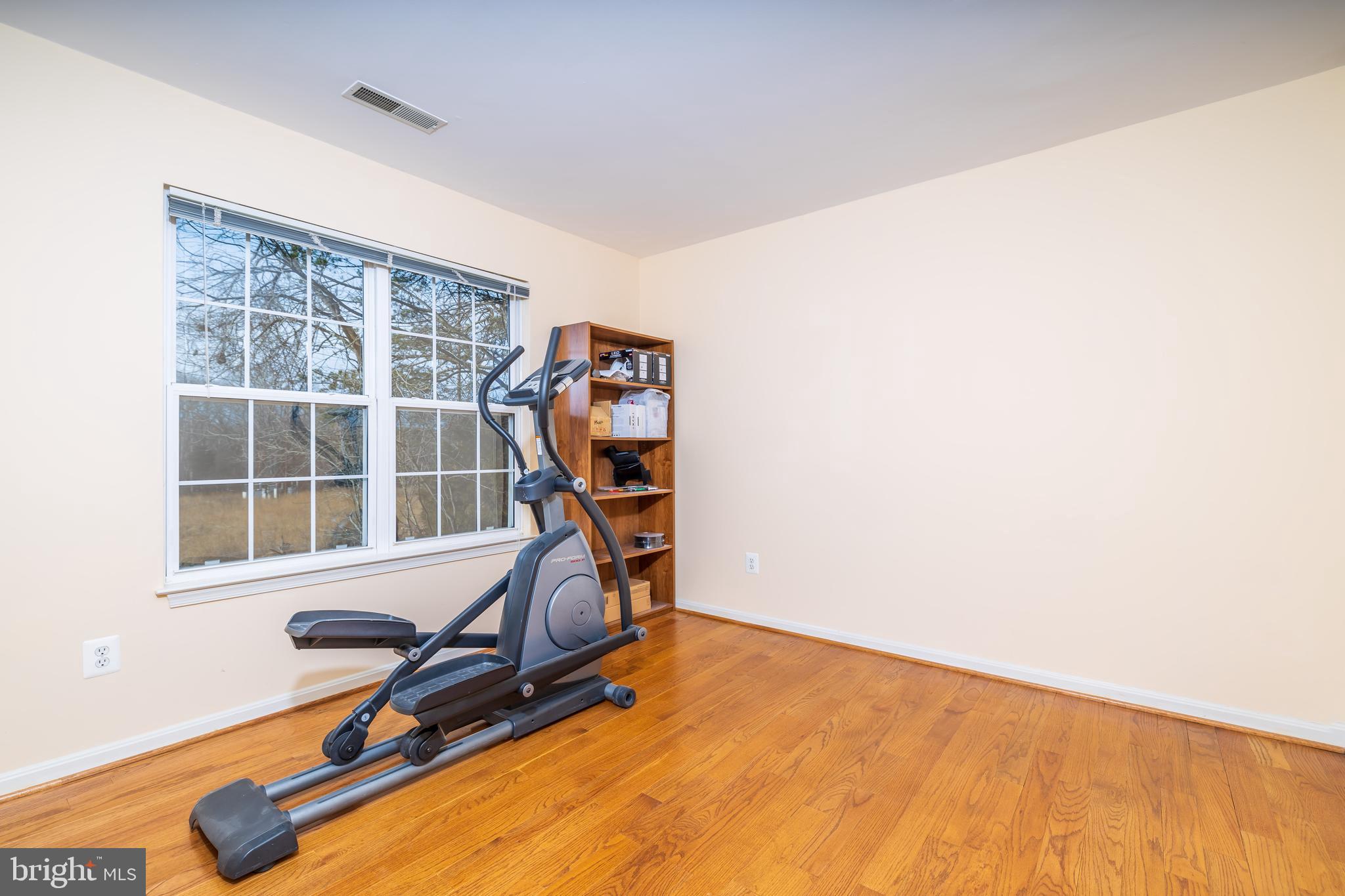 14546 Picket Oaks Road Centreville, VA 20121 - Photo 20 of 40