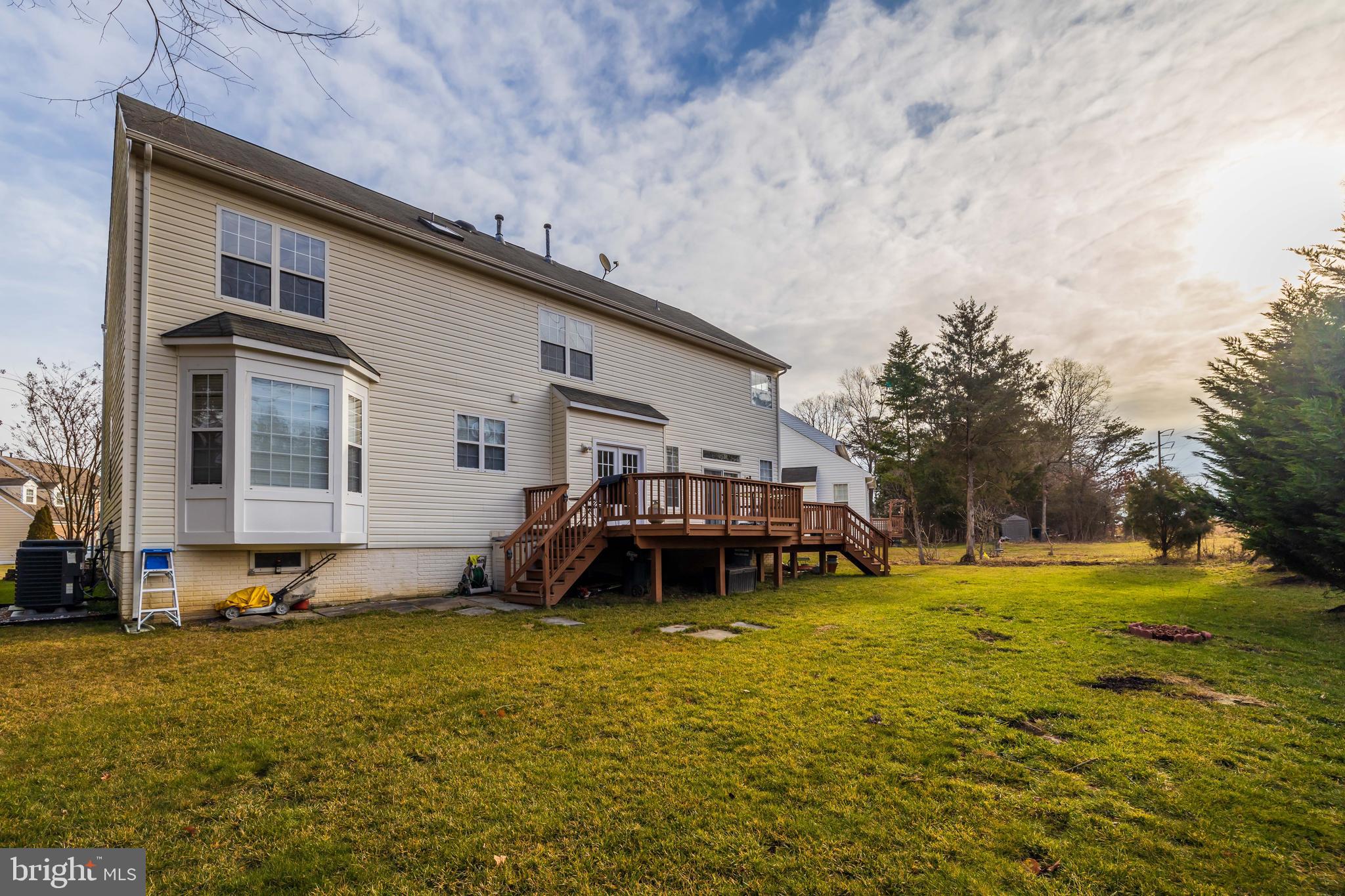 14546 Picket Oaks Road Centreville, VA 20121 - Photo 3 of 40