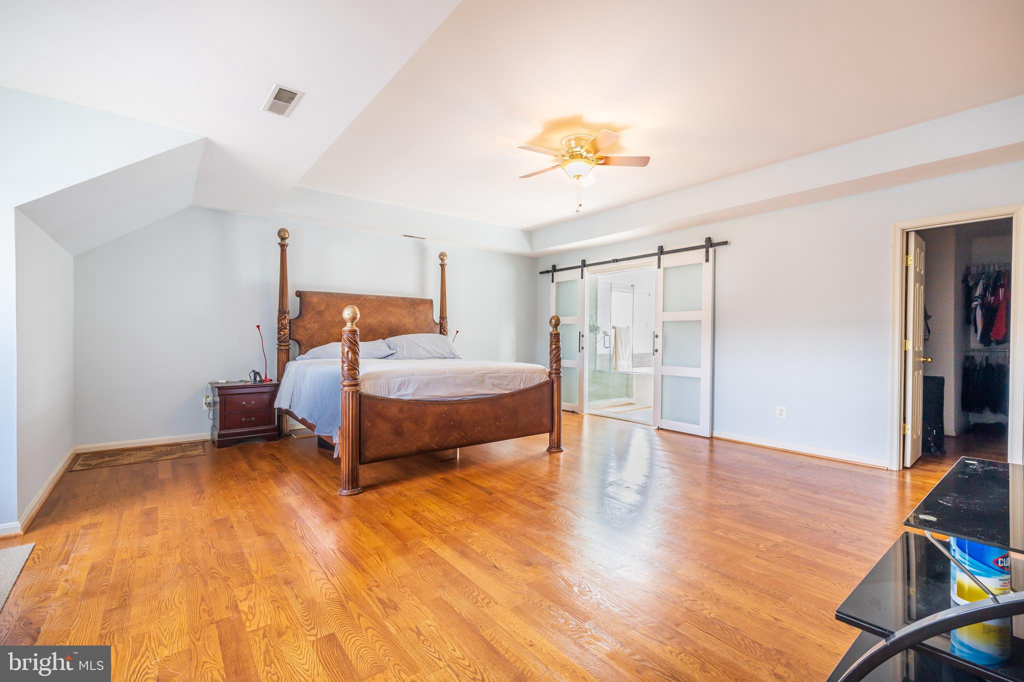 14546 Picket Oaks Road Centreville, VA 20121 - Photo 22 of 40