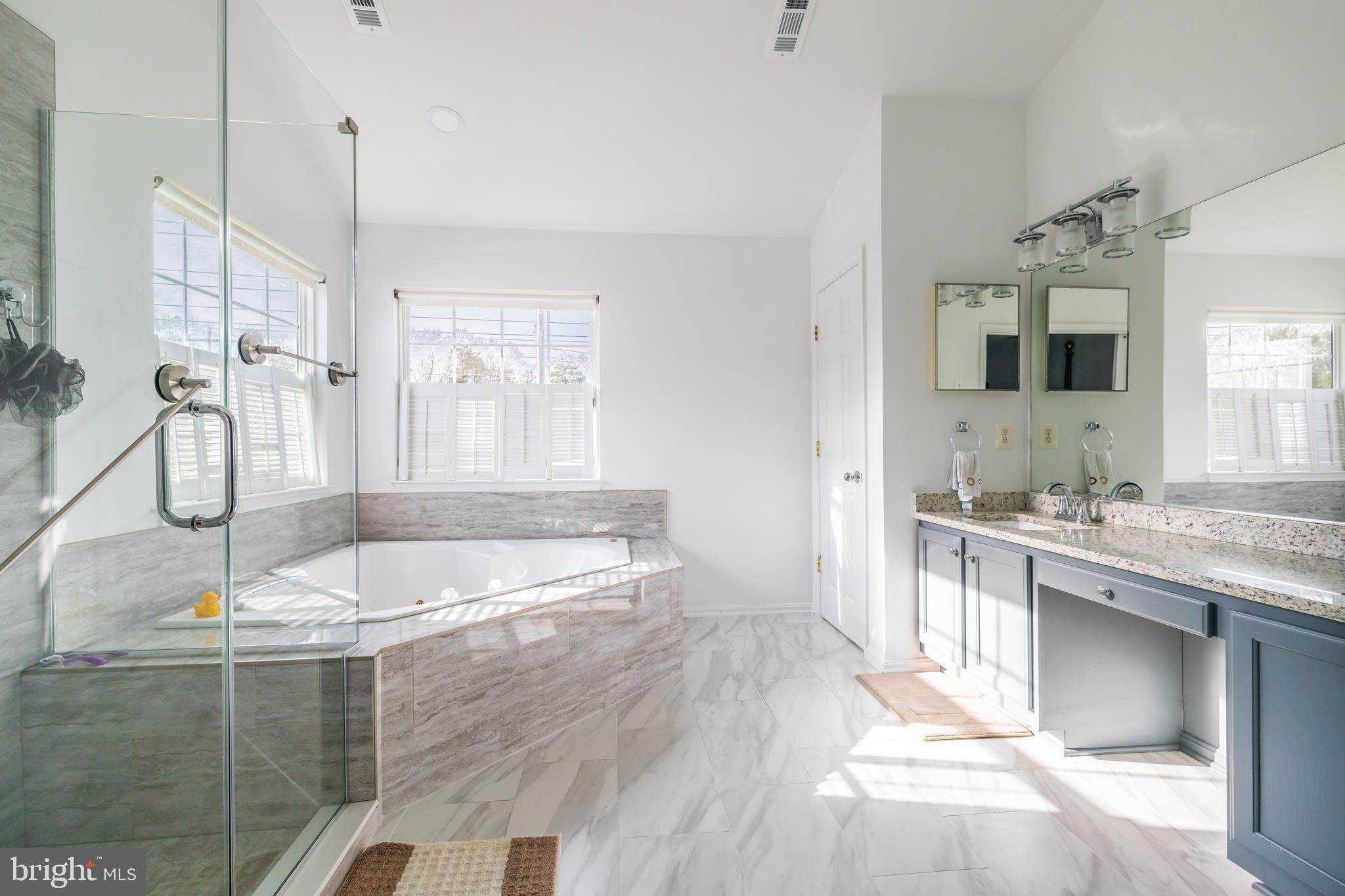 14546 Picket Oaks Road Centreville, VA 20121 - Photo 26 of 40