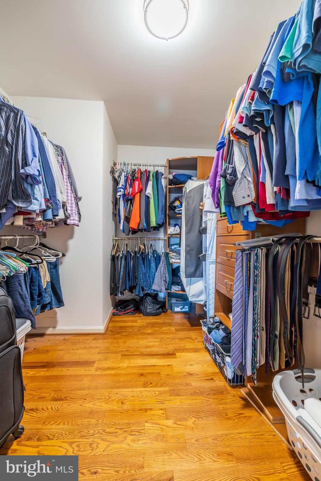 14546 Picket Oaks Road Centreville, VA 20121 - Photo 27 of 40