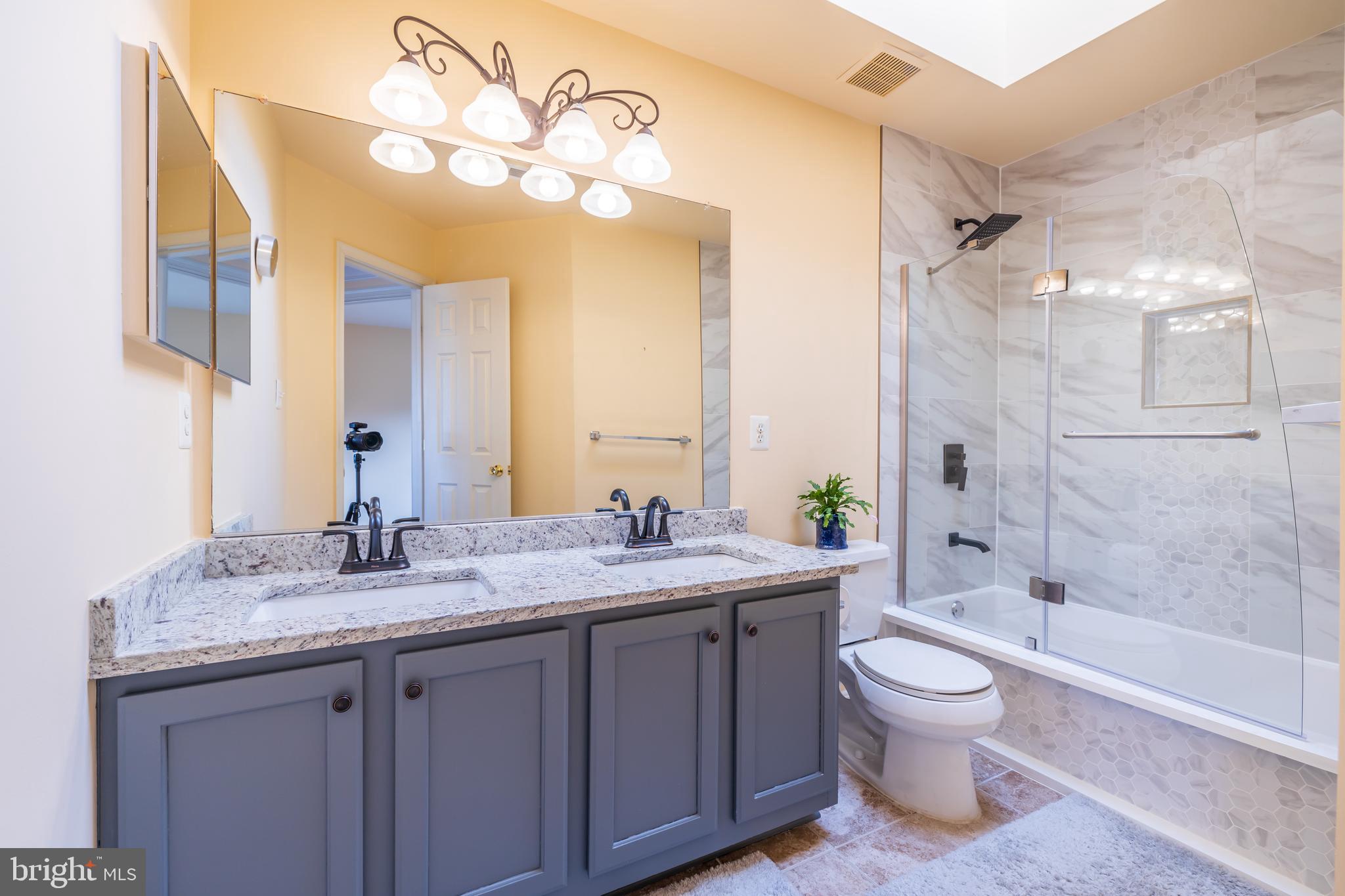 14546 Picket Oaks Road Centreville, VA 20121 - Photo 29 of 40