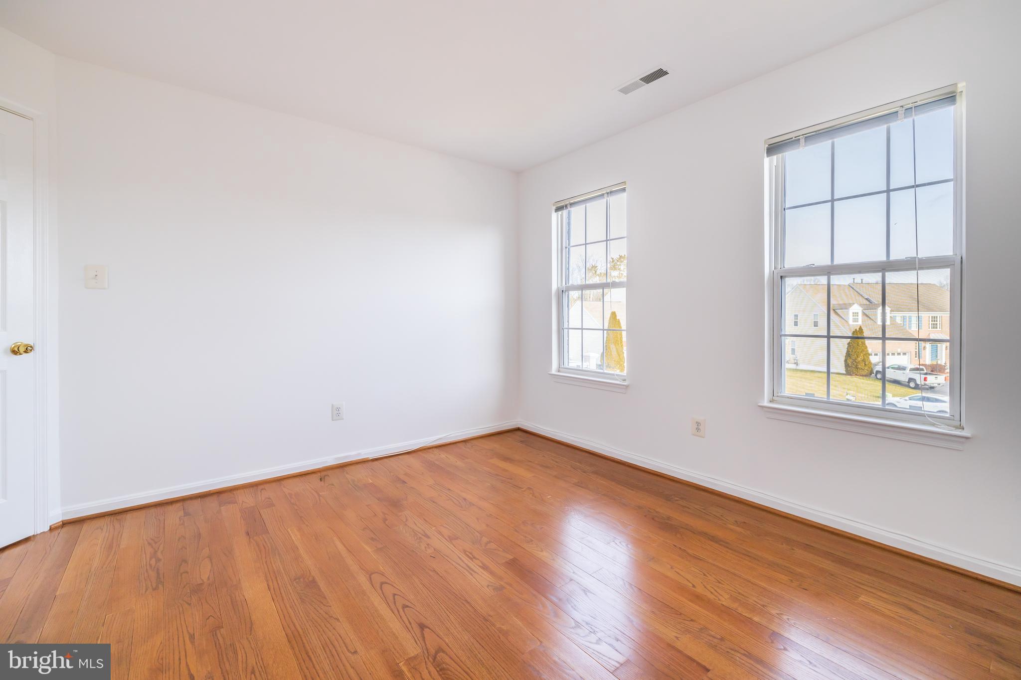 14546 Picket Oaks Road Centreville, VA 20121 - Photo 31 of 40