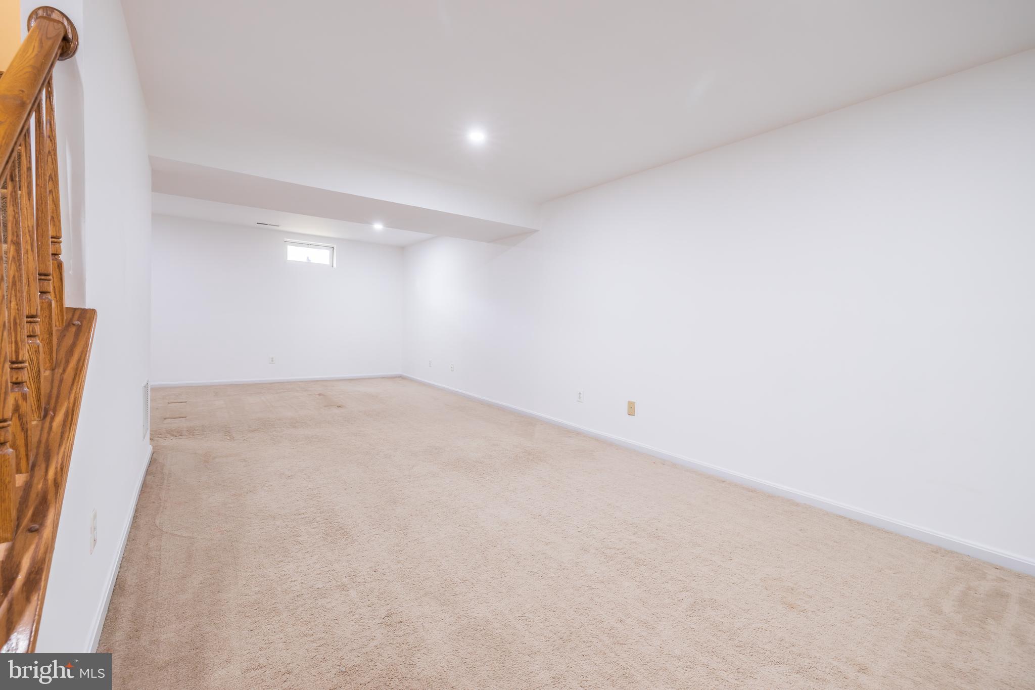 14546 Picket Oaks Road Centreville, VA 20121 - Photo 36 of 40