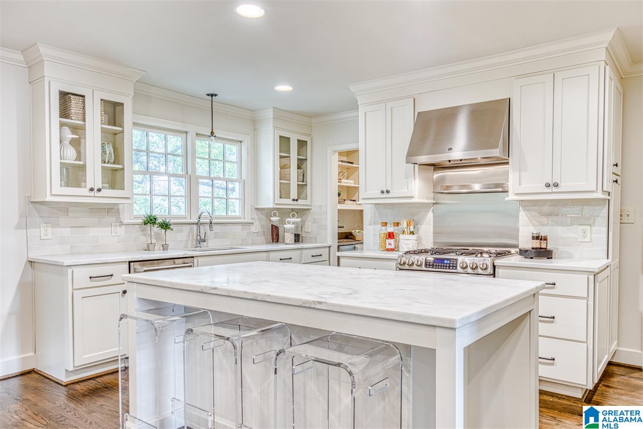 803 Wingate Circle Birmingham, AL 35209 - Photo 17 of 50