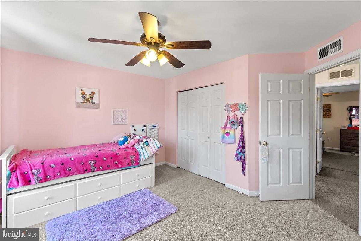 445 Longfellow Drive Williamstown, NJ 08094 - Photo 17 of 35 Bedroom 2