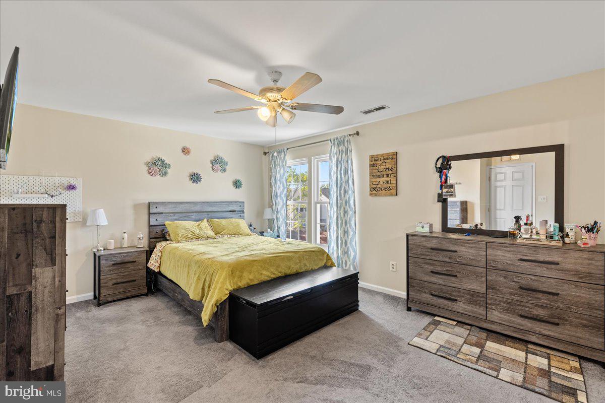 445 Longfellow Drive Williamstown, NJ 08094 - Photo 20 of 35 Primary Bedroom