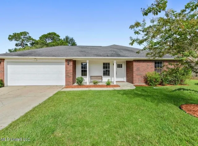 $272,000 | 3421 North 10th Street, Ocean Springs, MS 39564