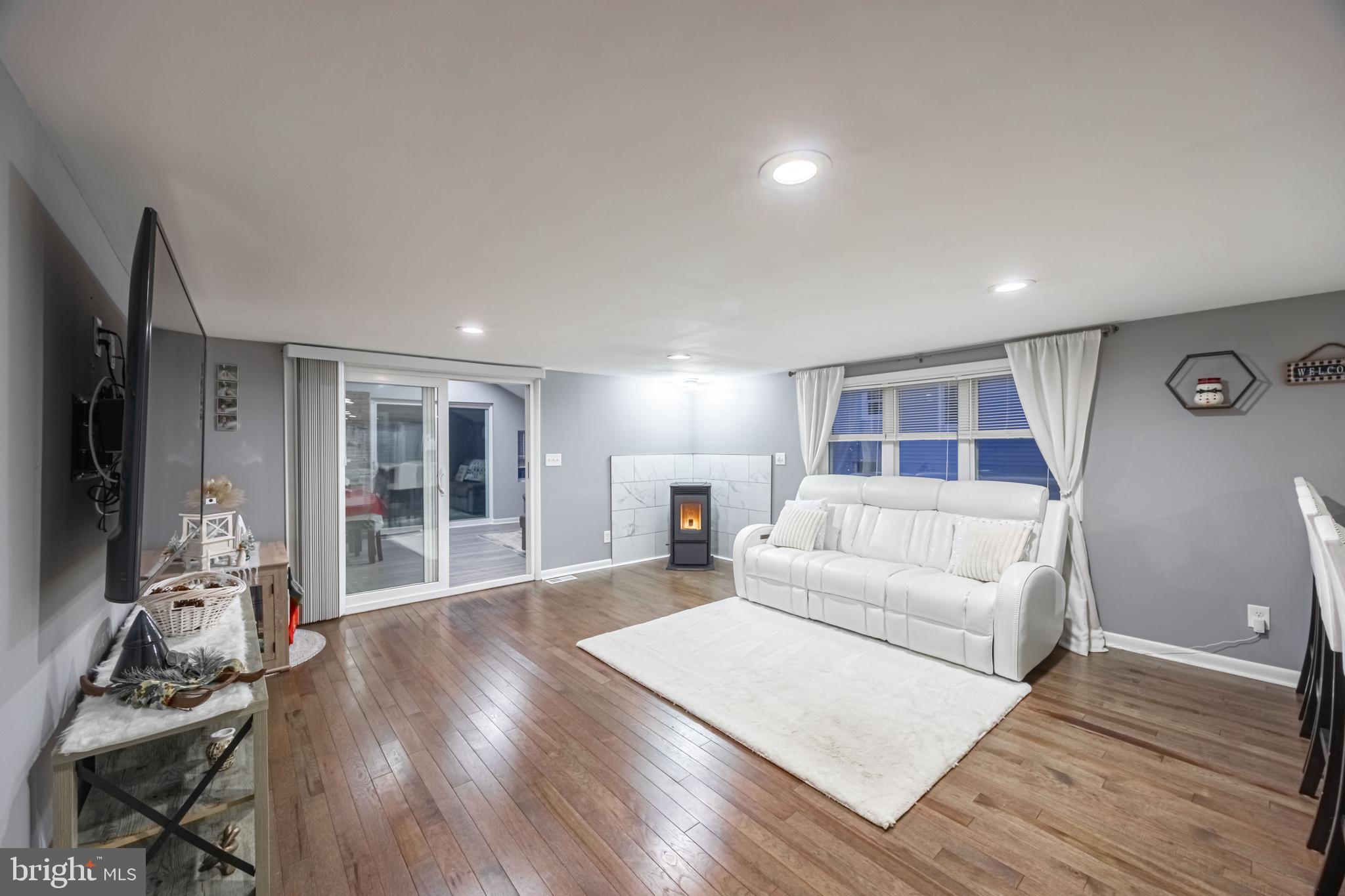 1920 Poplar Road Essex, MD 21221 - Photo 12 of 77