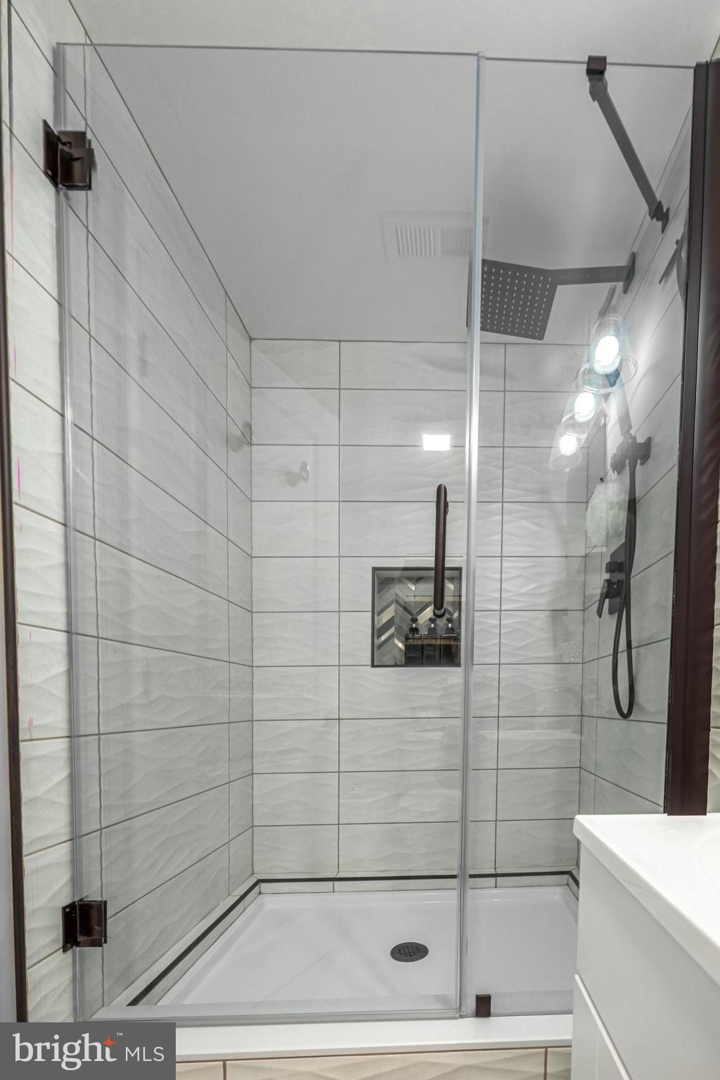 1920 Poplar Road Essex, MD 21221 - Photo 45 of 77