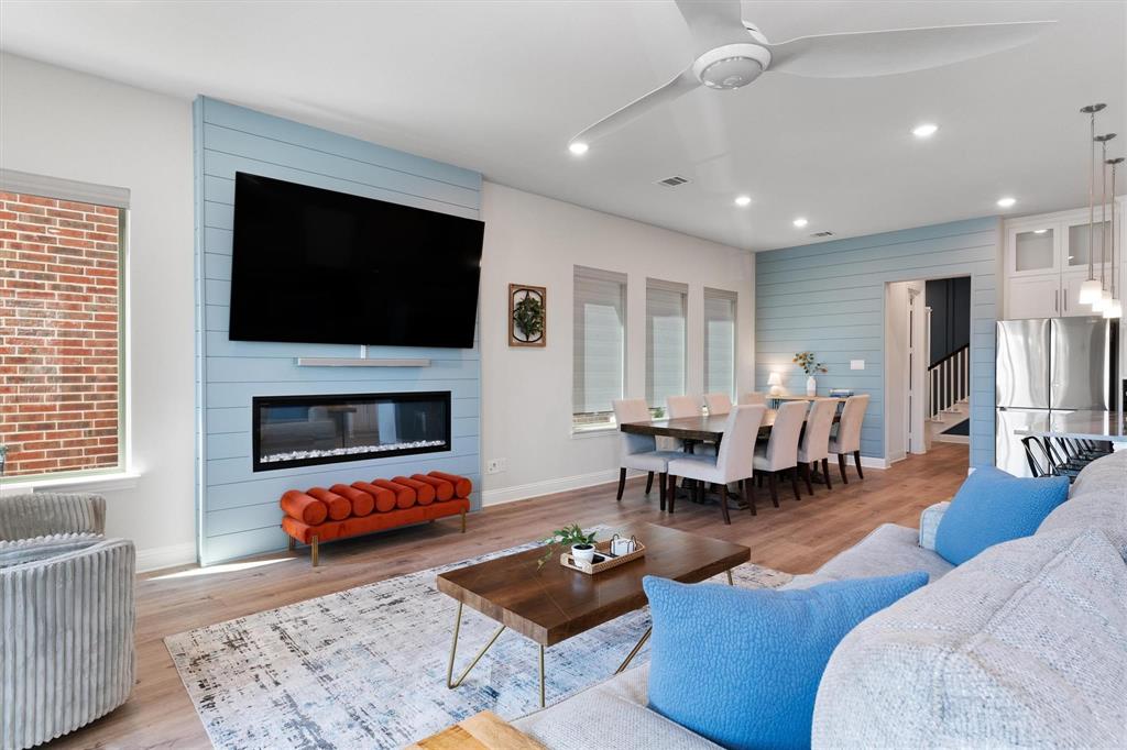 7309 Sunset Boulevard Rowlett, TX 75088 - Photo 14 of 40 Electric customizable fireplace