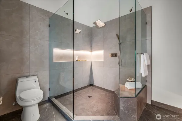 $1,125,000 | 11279 59th Avenue South, Seattle, WA 98178