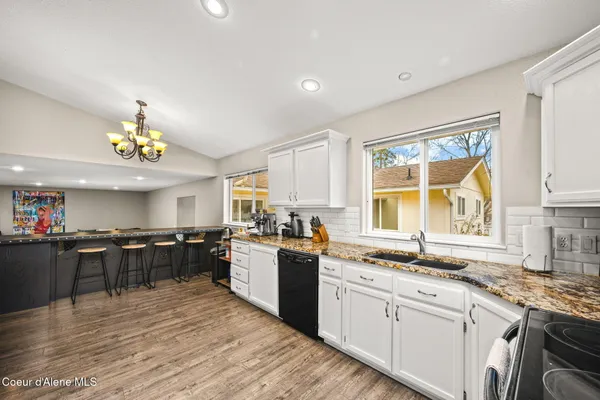 $815,000 | 5177 Shore Cove, Post Falls, ID 83854