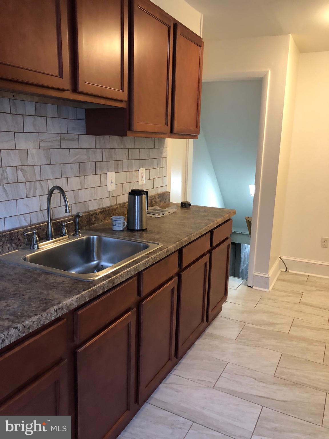 1093 Niagara Road Camden, NJ 08104 - Photo 11 of 12