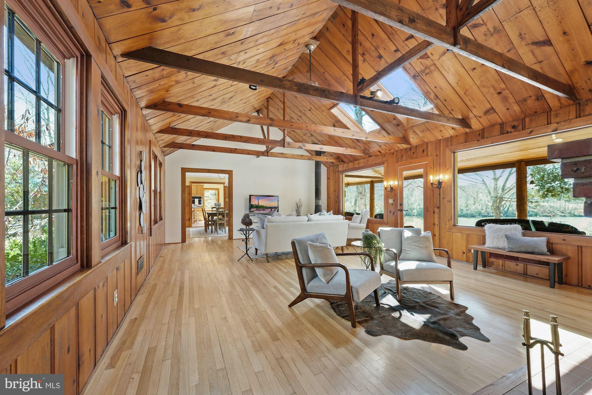 17159 Woodscroft Road Ridge, MD 20680 - Photo 4 of 50 Living Room