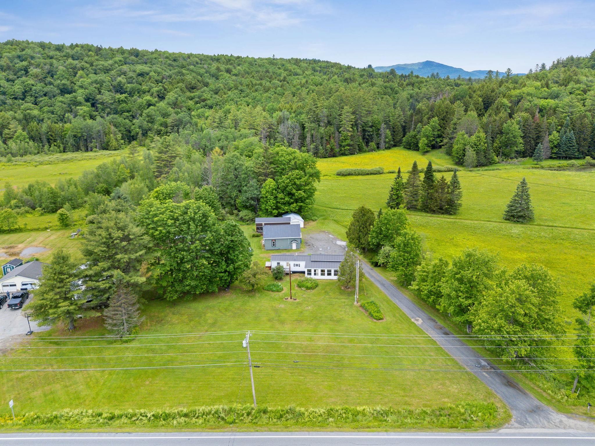 129 Worcester Village Road Worcester, VT 05682 - Photo 4 of 60
