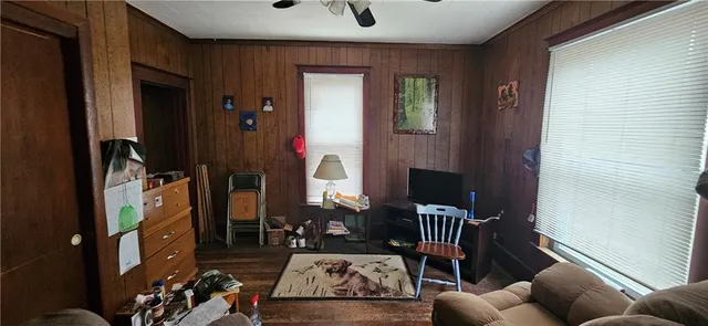 $100,000 | 307 North Oak Street, Urich, MO 64788