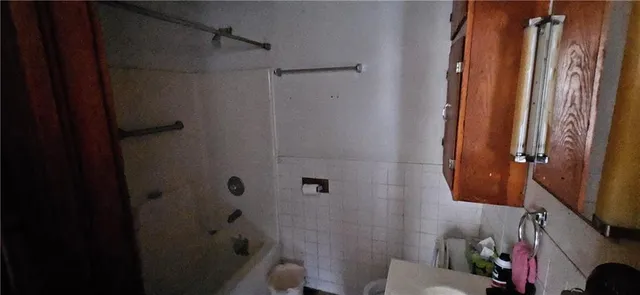 $100,000 | 307 North Oak Street, Urich, MO 64788