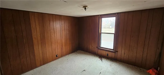 $100,000 | 307 North Oak Street, Urich, MO 64788