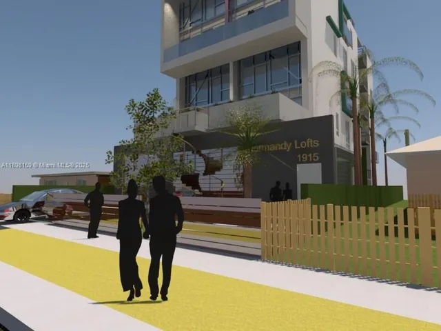 $1,100,000 | 1915 Normandy Drive, Miami Beach, FL 33141