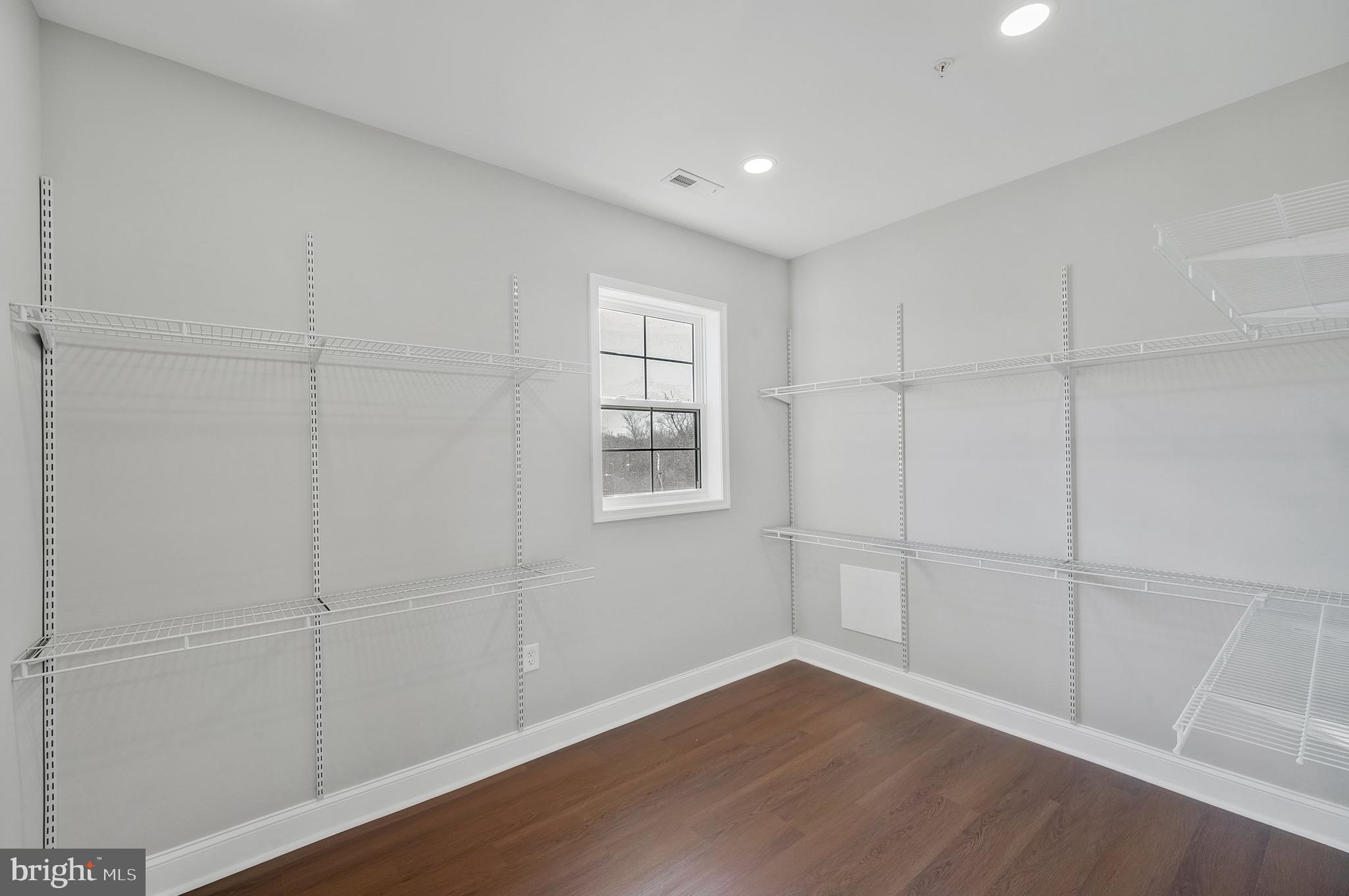 9208 4th Street Lanham, MD 20706 - Photo 30 of 43 BEDROOM