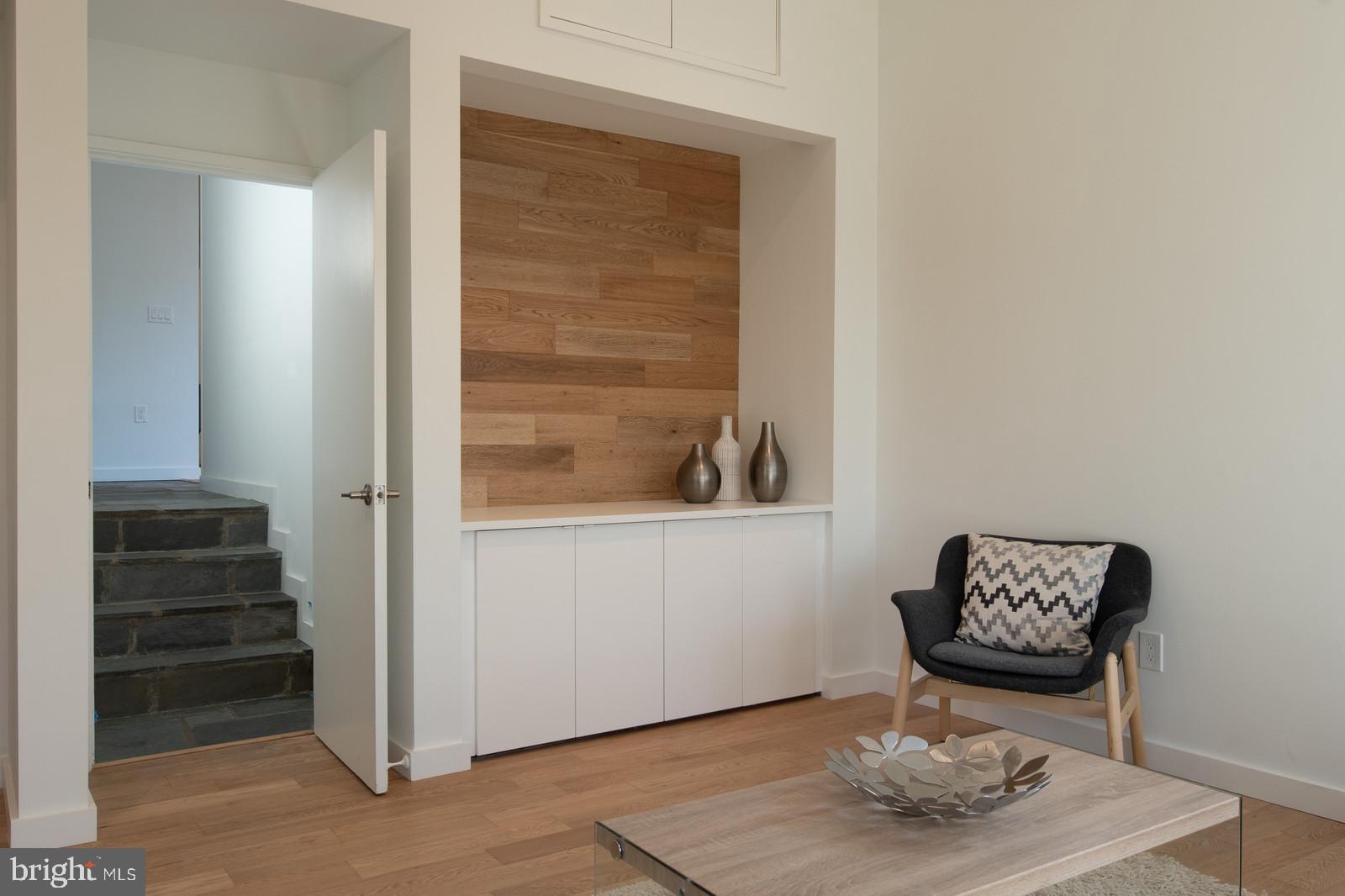 2207 Marthas Road Alexandria, VA 22307 - Photo 16 of 59 Custom Built Ins