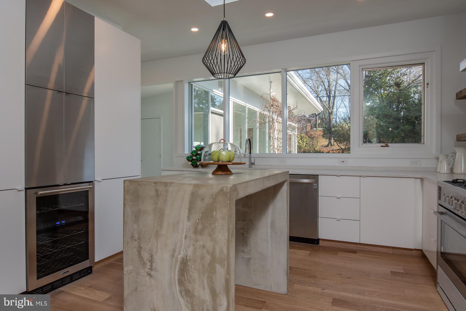2207 Marthas Road Alexandria, VA 22307 - Photo 4 of 59 Custom Concrete Island