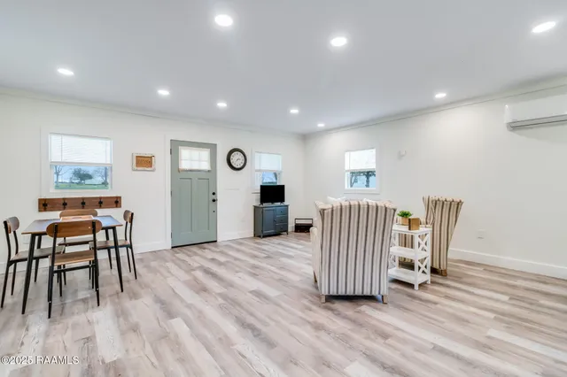 $399,999 | 5611 Sugar Oaks Road, New Iberia, LA 70563