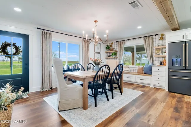 $399,999 | 5611 Sugar Oaks Road, New Iberia, LA 70563