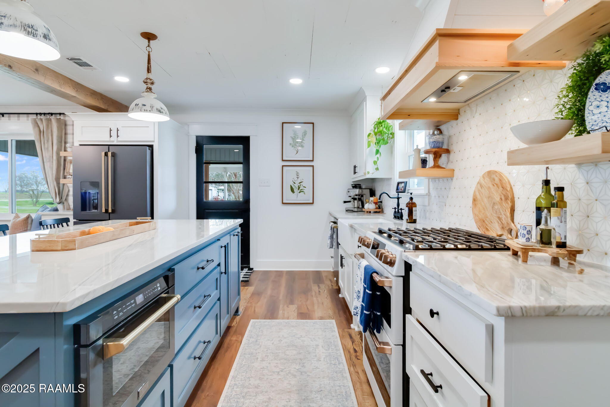 5611 Sugar Oaks Road New Iberia, LA 70563 - Photo 5 of 30 11-web-or-mls-5611 Sugar Oaks-20