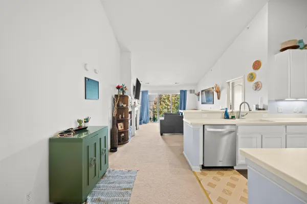 $284,900 | 3238 Johanna Ware West, Wixom, MI 48393