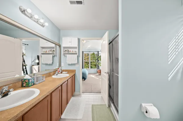 $284,900 | 3238 Johanna Ware West, Wixom, MI 48393