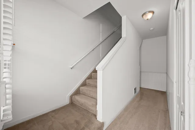 $284,900 | 3238 Johanna Ware West, Wixom, MI 48393