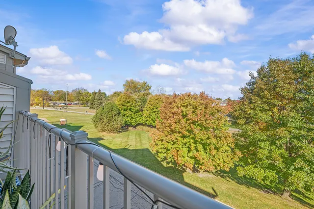 $284,900 | 3238 Johanna Ware West, Wixom, MI 48393