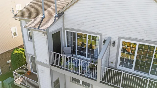 $284,900 | 3238 Johanna Ware West, Wixom, MI 48393