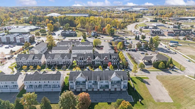 $284,900 | 3238 Johanna Ware West, Wixom, MI 48393