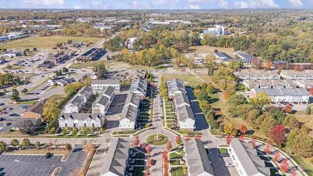 $284,900 | 3238 Johanna Ware West, Wixom, MI 48393