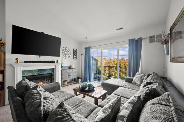 $284,900 | 3238 Johanna Ware West, Wixom, MI 48393