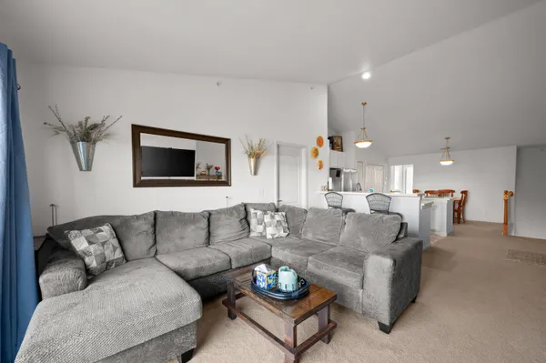 $284,900 | 3238 Johanna Ware West, Wixom, MI 48393