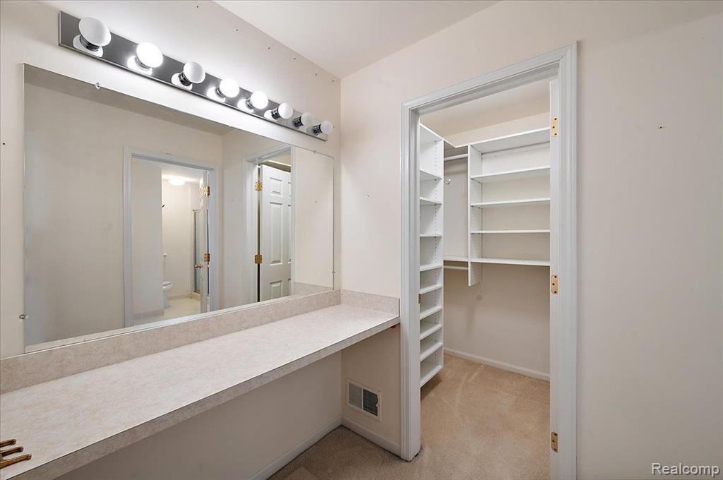 1043 Moran Drive Rochester, MI 48307 - Photo 24 of 48 Gallery Image 24