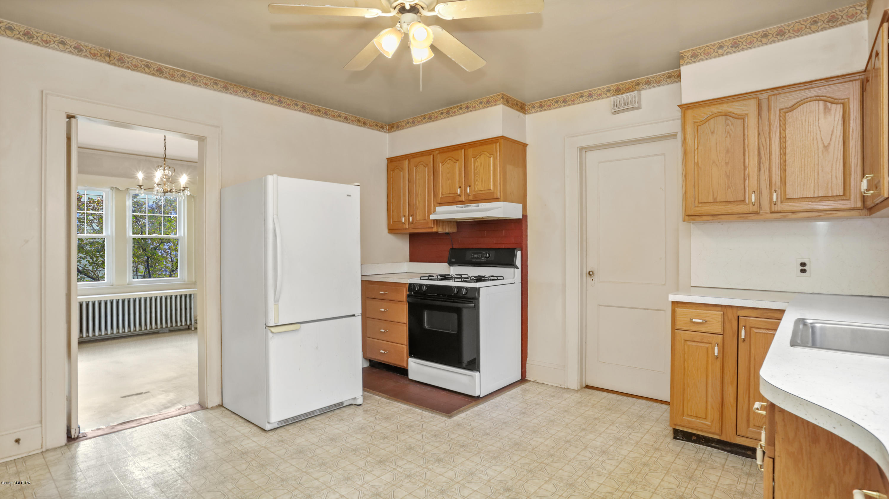 95 Pemberwick Road Greenwich, CT 06831 - Photo 15 of 27 95 Pemberwick Rd Greenwich CT-print-012-