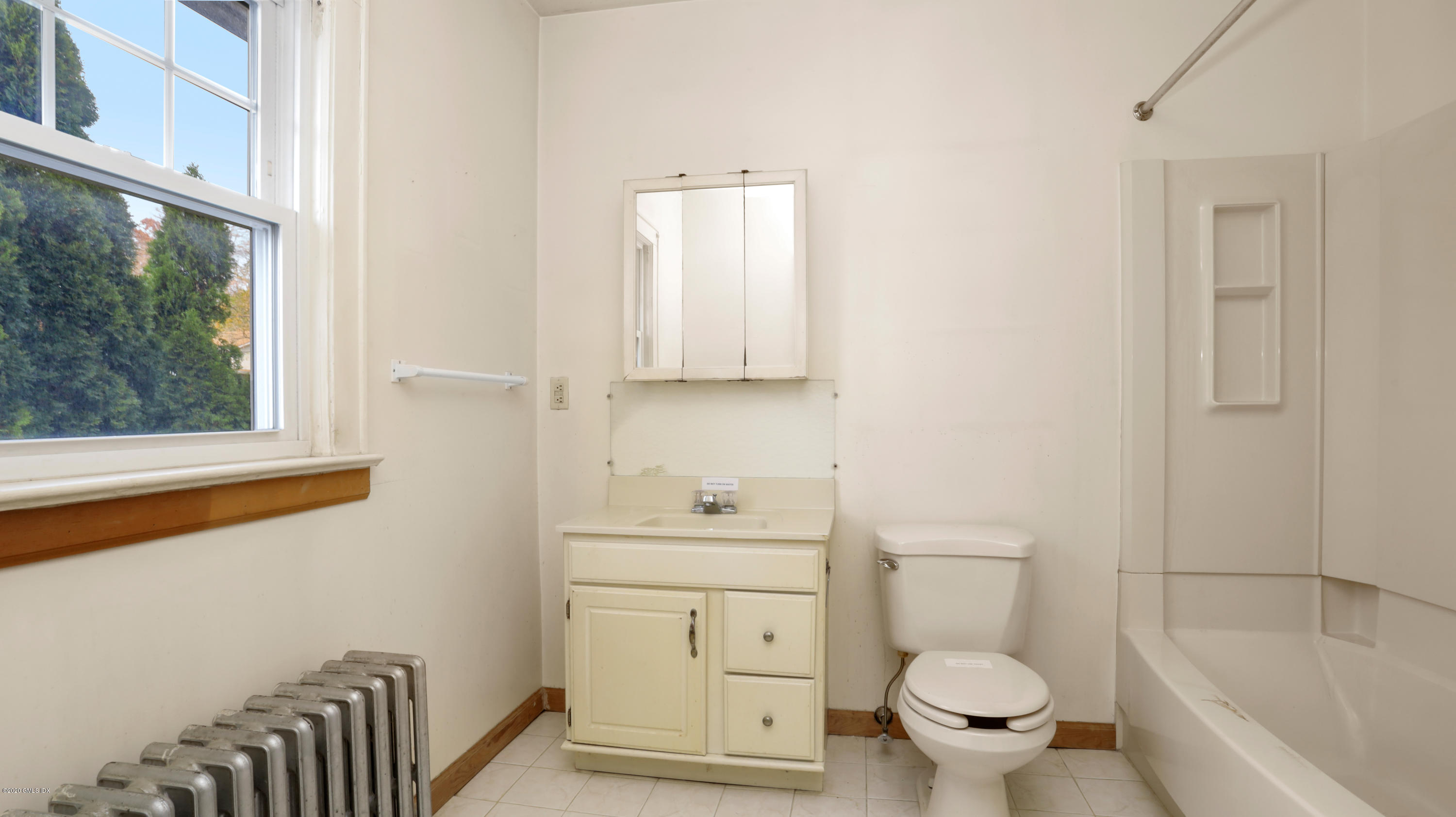95 Pemberwick Road Greenwich, CT 06831 - Photo 20 of 27 95 Pemberwick Rd Greenwich CT-print-018-