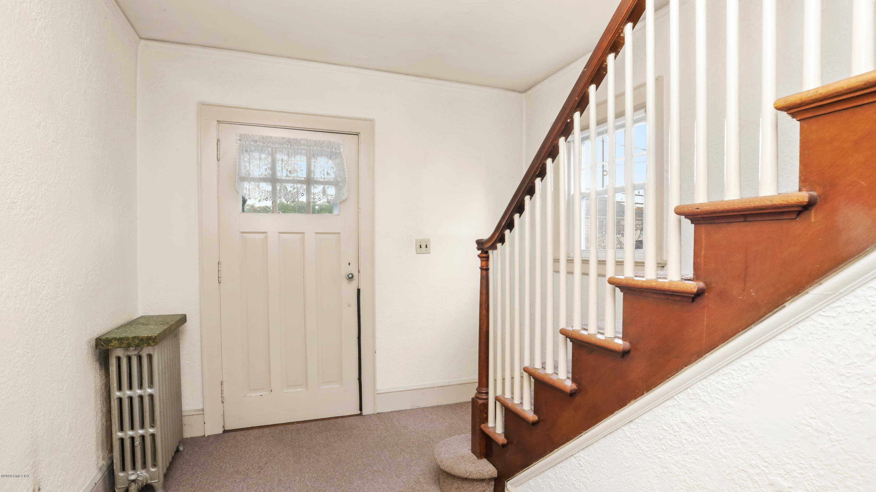 95 Pemberwick Road Greenwich, CT 06831 - Photo 5 of 27 95 Pemberwick Rd Greenwich CT-print-020-