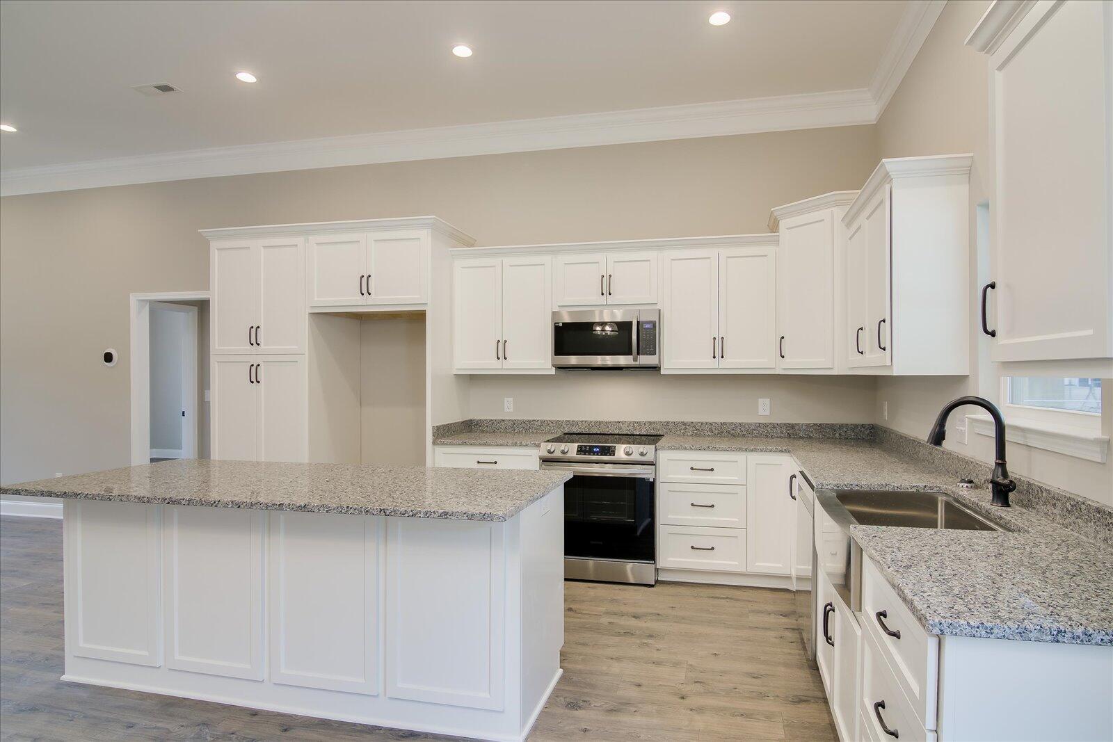 1423 Wire Road Aiken, SC 29805 - Photo 10 of 29