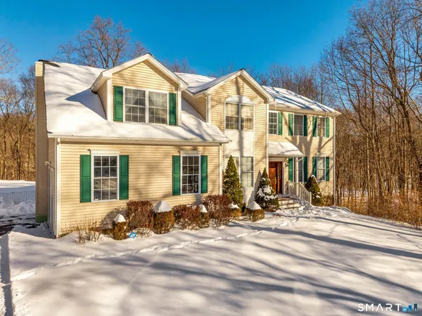 $865,000 | 14 Briar Road, Bethany, CT 06524