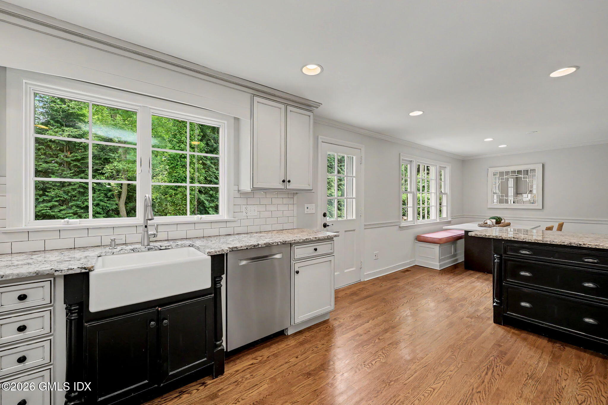 32 Welwyn Road Riverside, CT 06878 - Photo 5 of 23 Kitchen
