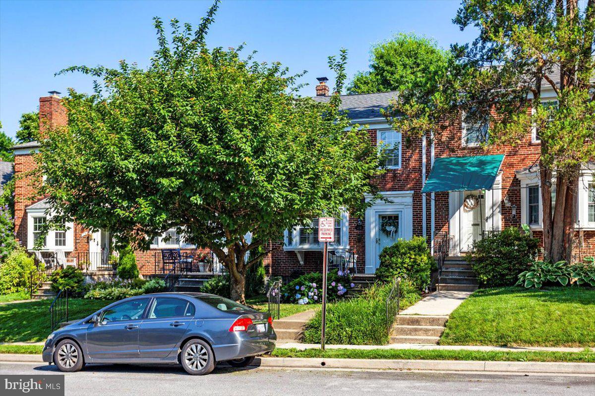 232 Blenheim Road Baltimore, MD 21212 - Photo 2 of 33