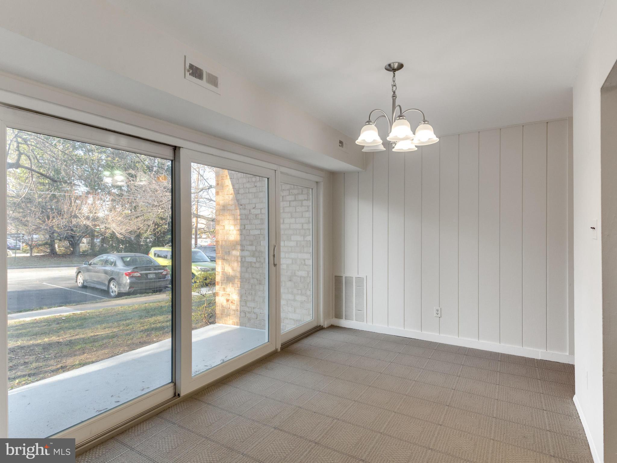 2911 Charing Cross Road, Unit 5 Falls Church, VA 22042 - Photo 5 of 22 Dining Room