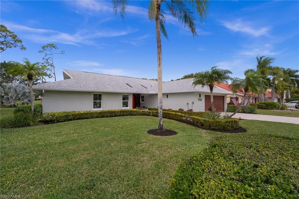 1960 Imperial Golf Course Boulevard Naples, FL 34110 - Photo 36 of 38