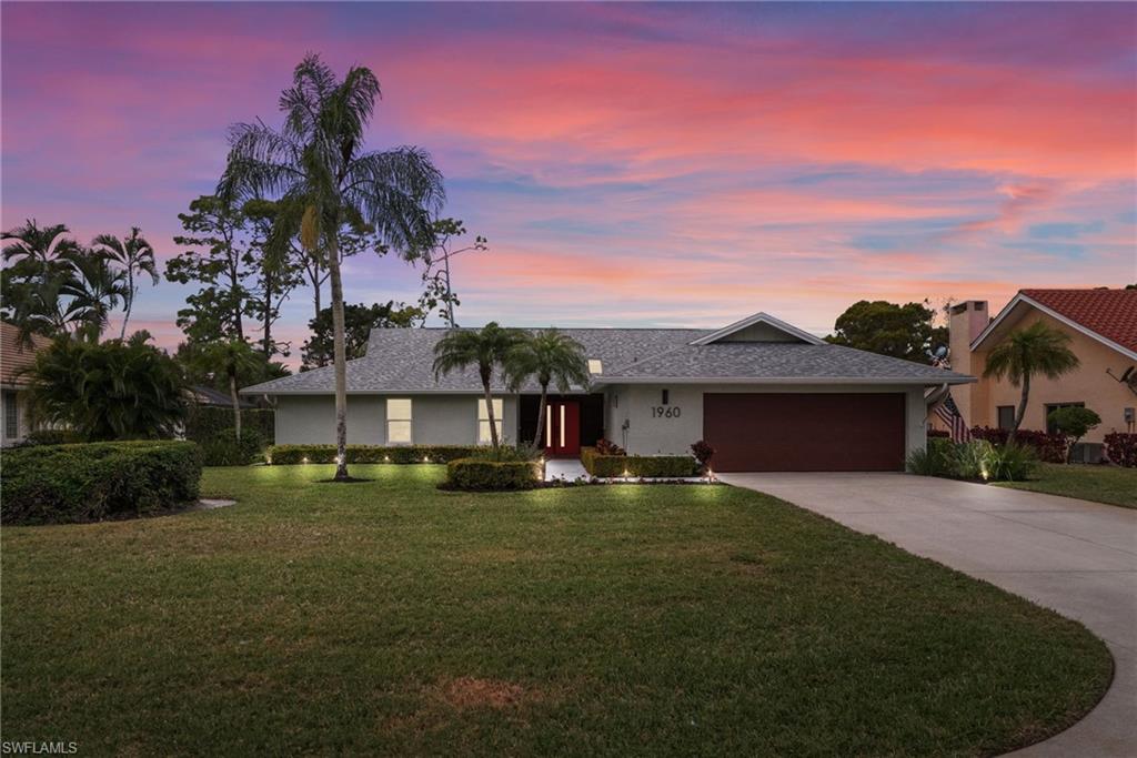 1960 Imperial Golf Course Boulevard Naples, FL 34110 - Photo 37 of 38